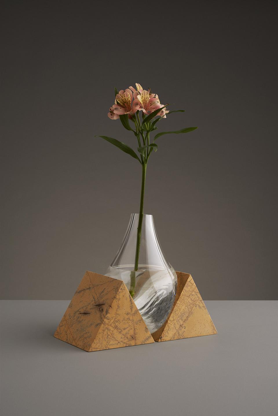 Undefinierte Schönheiten: Vasen von Erik Olovsson
