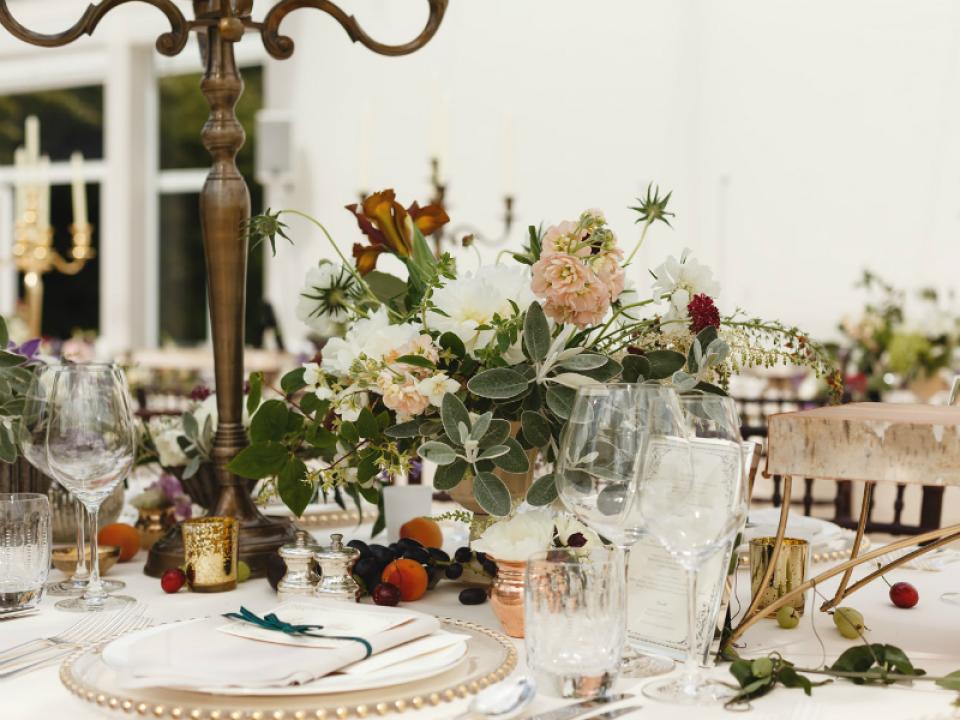 Tischdekoration zur Hochzeit von Pyrus - Tollwasblumenmachen.de
