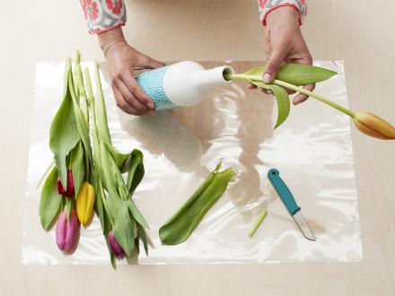 DIY: fleurige flesvazen voor de mooiste bloemen Mooiwatbloemendoen.nl