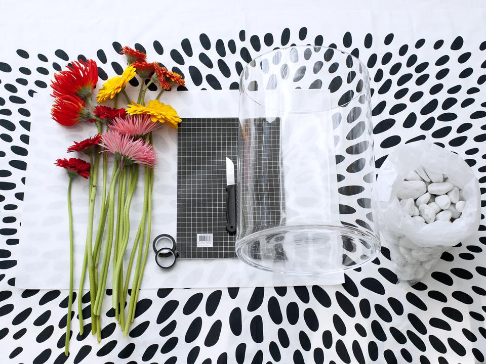 Gerbera Bloemenagenda Mooiwatbloemendoen DIY grafische vaas Gerbera Bloemenagenda Mooiwatbloemendoen DIY grafische vaas