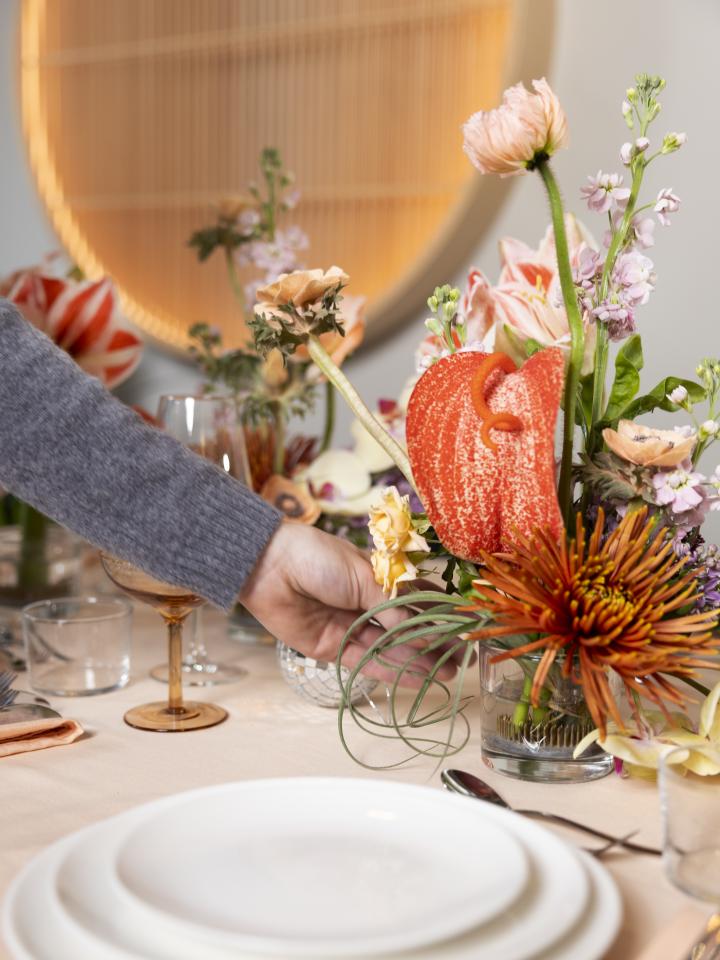 tafeldecoratie met bloemen | kerstmis