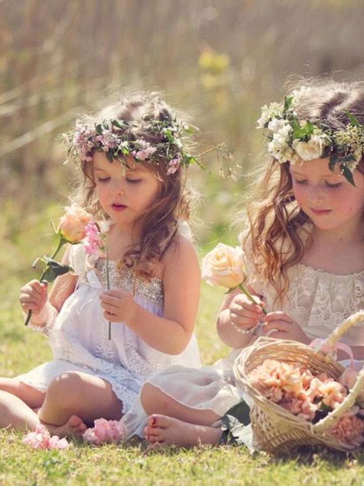 Spätsommerliches Blumenmädchentreffen von tindaleimages - Tollwasblumenmachen.de